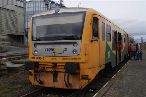 Foto: Mezi Ždírcem nad Doubravou a Hlinskem nepojedou vlaky