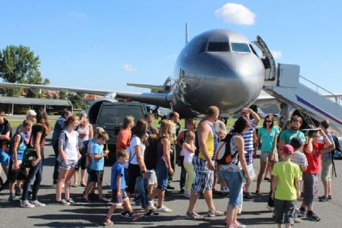 Obrázek - Přibyslavští na návštěvě letecké základny v pražských Kbelích