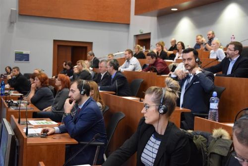 Obrázek - V Jihlavě se uskutečnila 8. mezinárodní konference Řešení elektronického násilí a kyberkriminality
