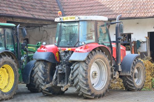 Foto: Studenti z Třebíče a Pelhřimova se zúčastní jízdy zručnosti traktorem a zemědělské olympiády