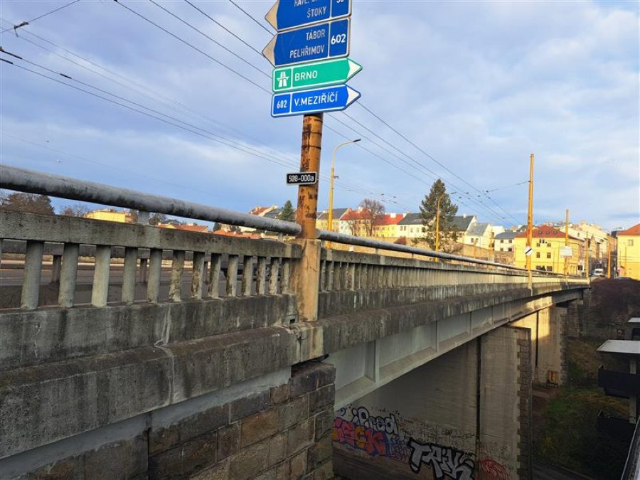 Znojemský most v Jihlavě půjde celý k zemi. Uzavírka Znojemské potrvá asi 11 měsíců