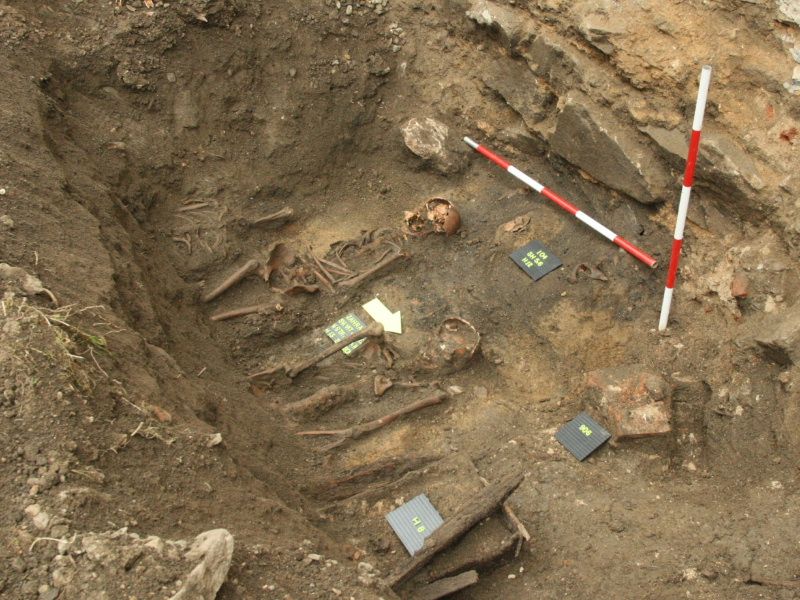 /uws_images/firmy/083199/clanky/archeologicky-vyzkum-u-kostela-sv-vita-v-zahradce/000001_h.JPG