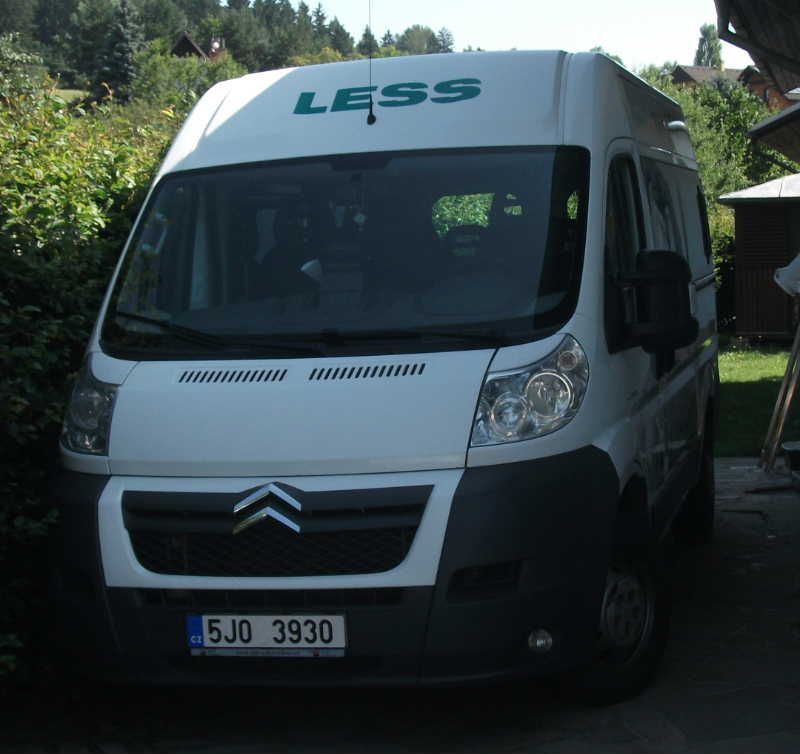 Auto pro ledečský Petrklíč díky Nadaci České pojišťovny