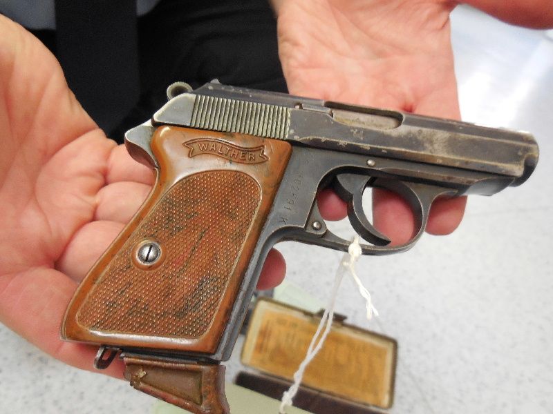 obrázek: Během zbraňové amnestie na Vysočině odevzdali lidé na tři stovky zbraní