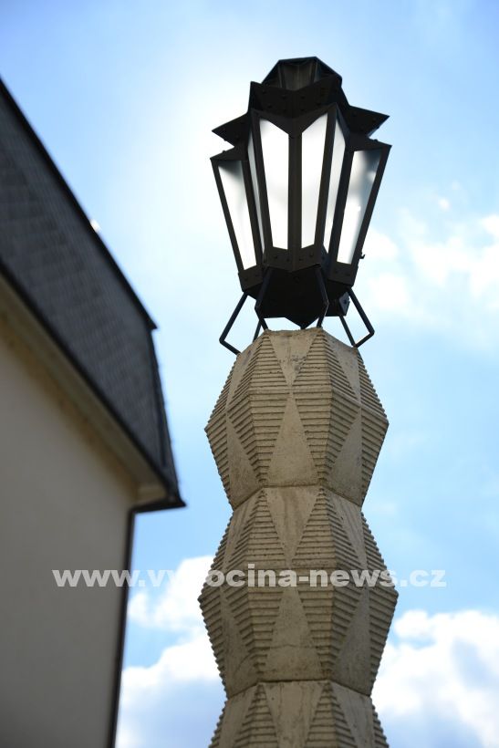 Brod má repliku slavné Králíčkovy lucerny