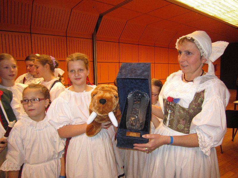 /uws_images/firmy/083199/clanky/brodska-kalamajka-na-koncertu-deti-detem-2012/000001_h.JPG