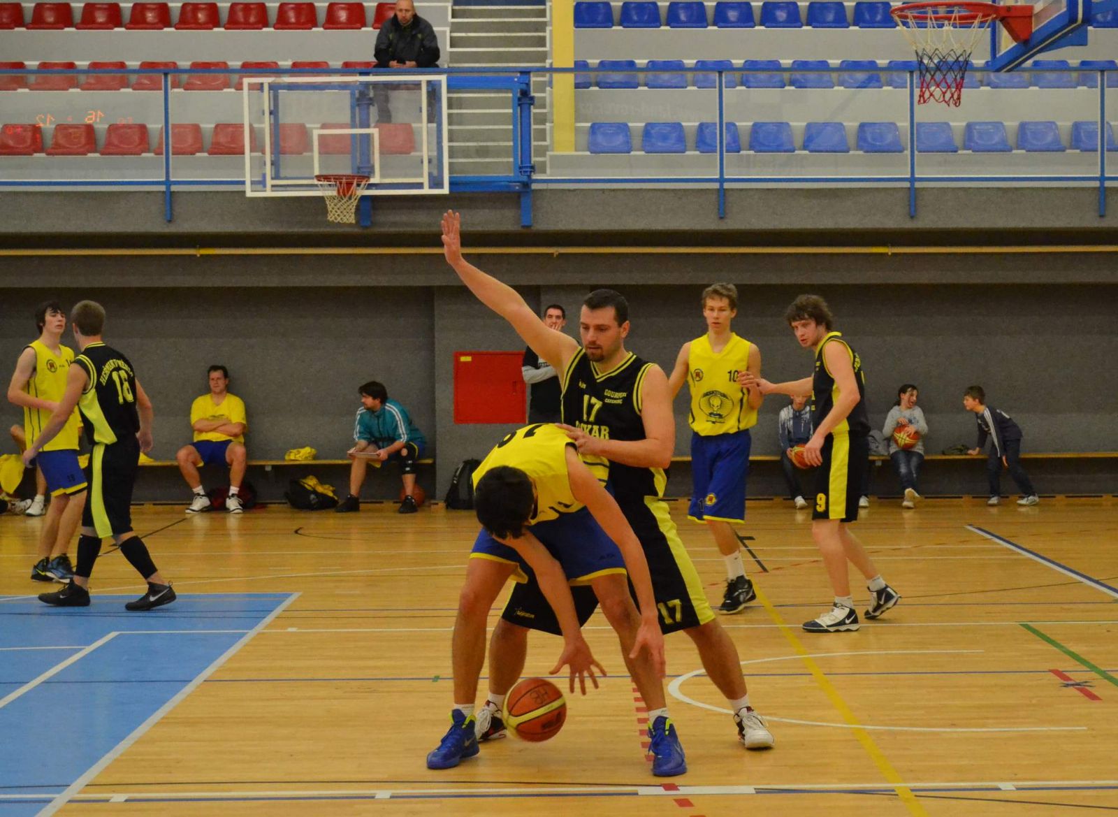 Brodští basketbalisté o víkendu uspěli napůl