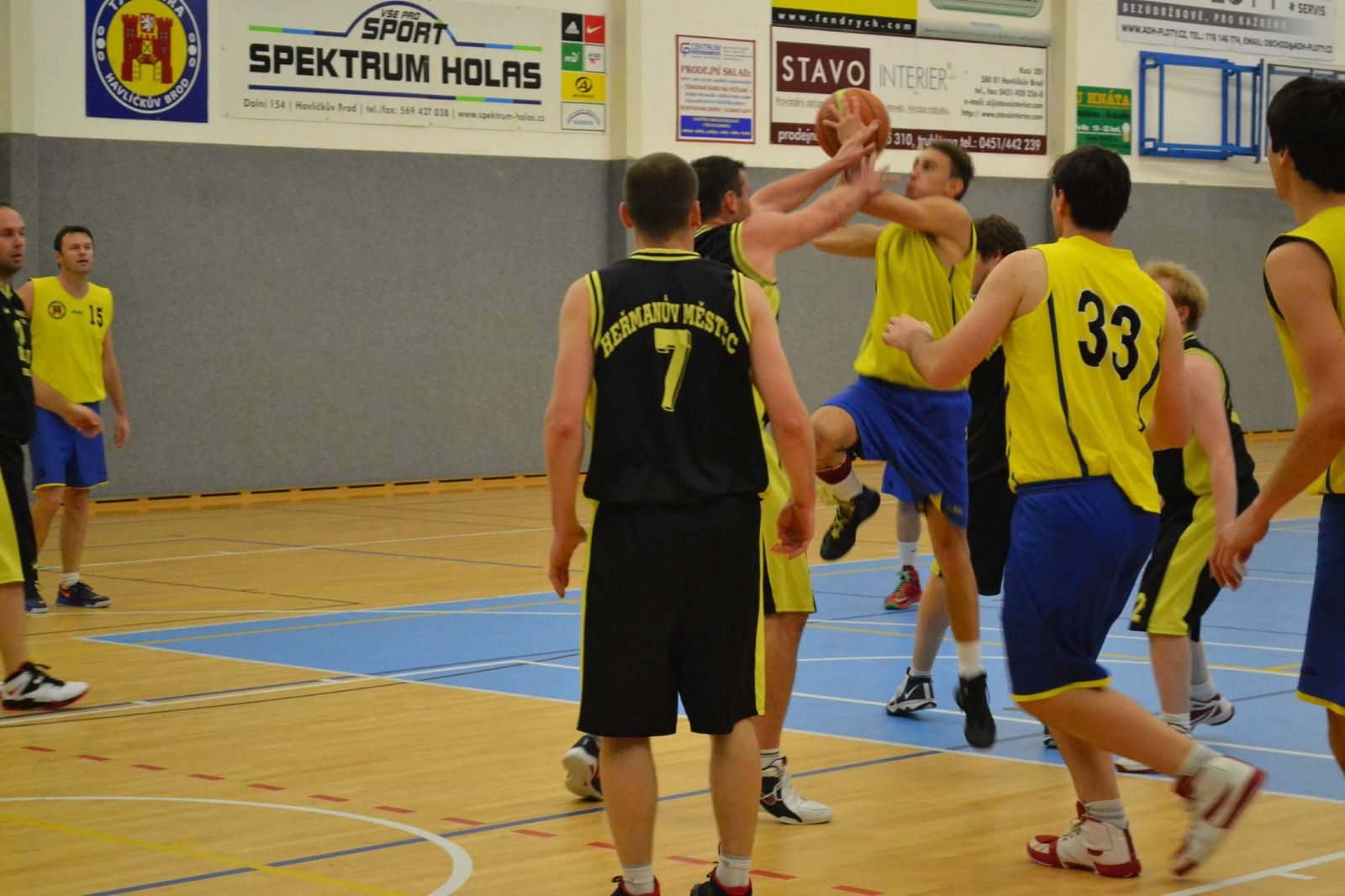 obrázek: Brodští basketbalisté se s první částí sezony rozloučili výhrami