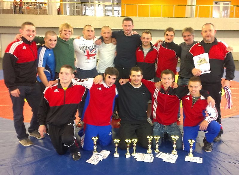 obrázek: Brodští zápasníci po desáté mistry republiky