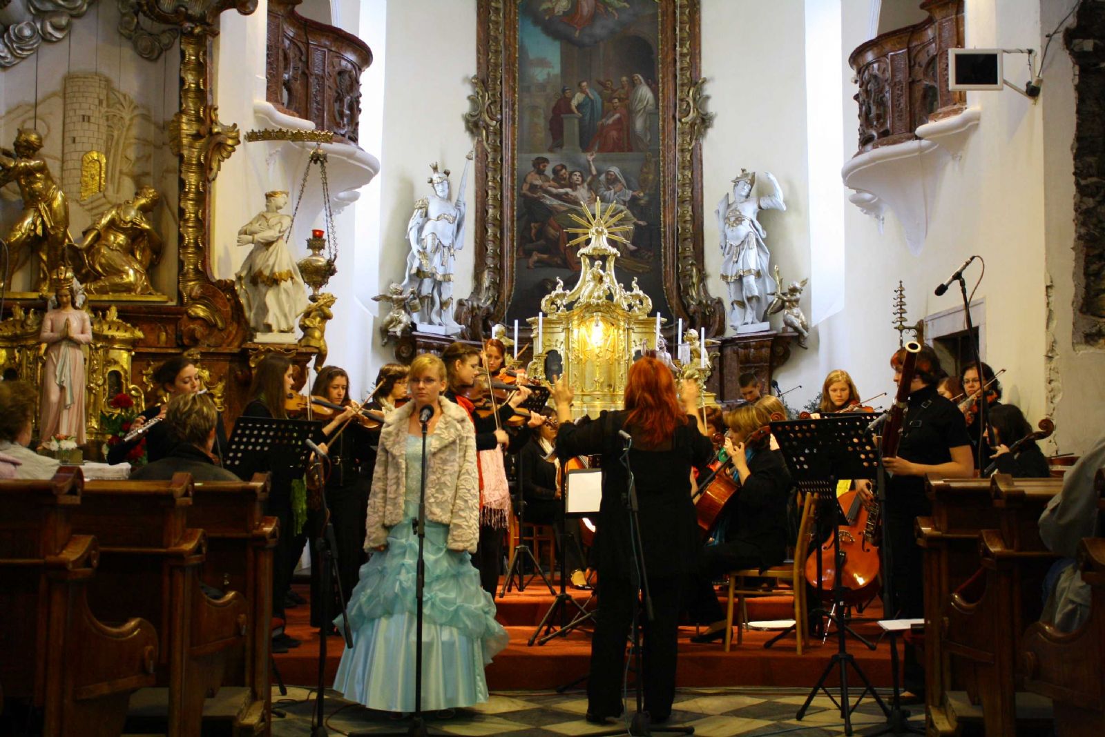 obrázek: Bystřický benefiční koncert "vydělal" na výcvik vodicích psů deset tisíc korun