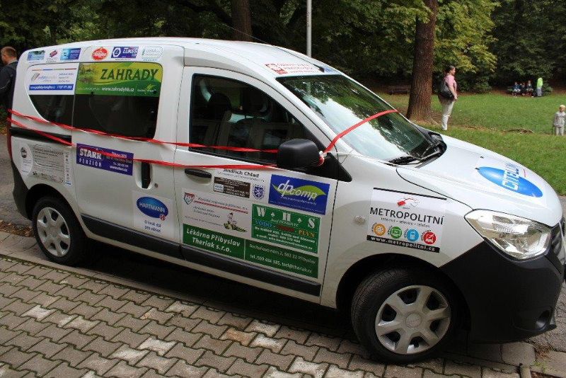 obrázek: Centrum osobní asistence získalo v Brodě sociální automobil
