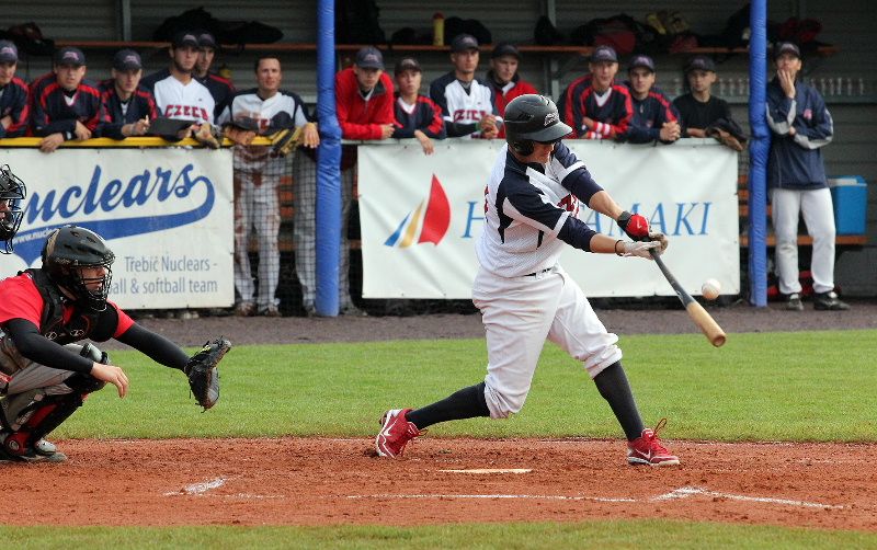 /uws_images/firmy/083199/clanky/cesi-splnili-cil-a-vybojovali-v-trebici-bronzove-baseballove-medaile/000001_h.JPG