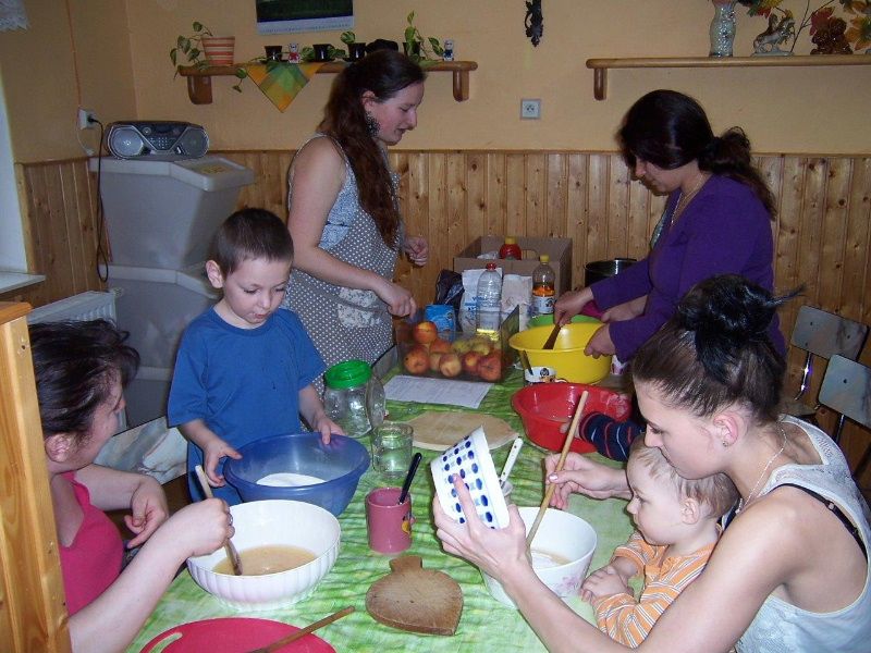 Charitní domov pro matky s dětmi v Brodě se otevírá dobrovolníkům