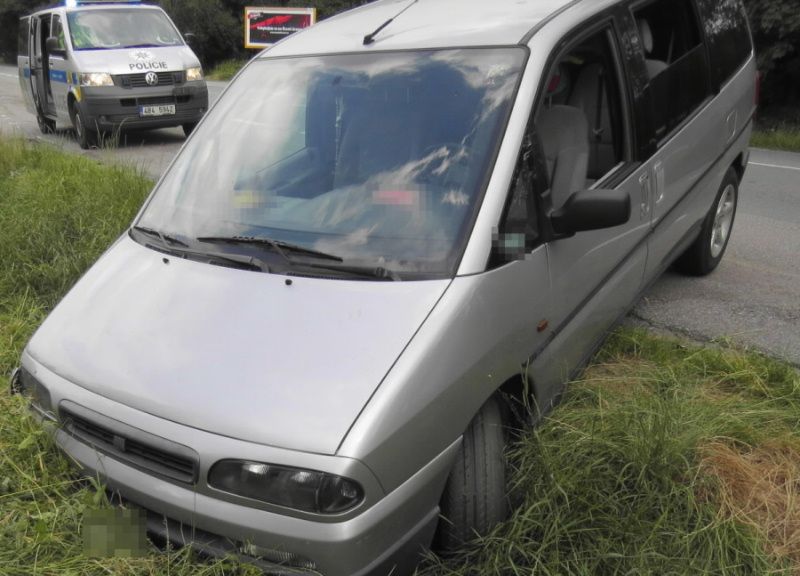 Čtrnáctiletý řidič havaroval na Jihlavsku s autem