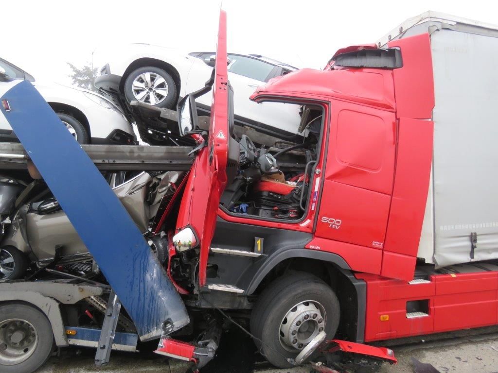 Dálnice se na Vysočině odpoledne zastavila