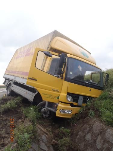 Dálnice u Velké Bíteše ráno hodinu úplně stála