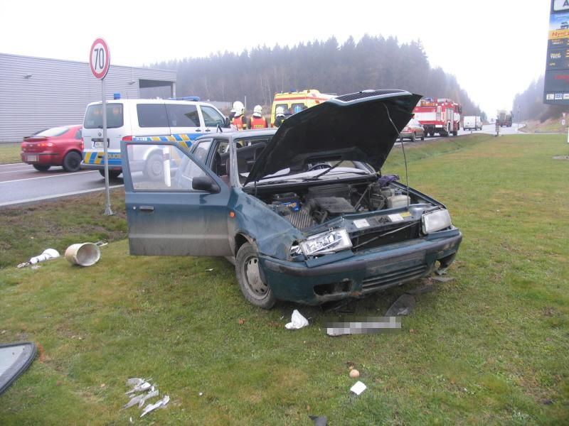 Další nehoda na křižovatce u motorestu Tři věžičky