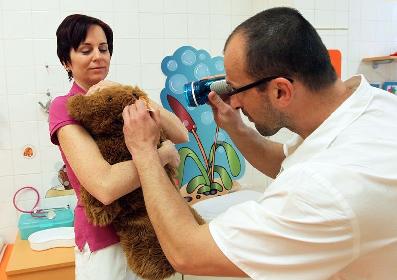 obrázek: Děti připraví v jihlavské nemocnici na operaci medvěd