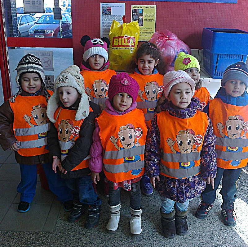 obrázek: Děti z jihlavského Klubíčka odnesly další víčka