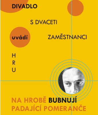 Divadelní koláž s pomeranči v Brodě