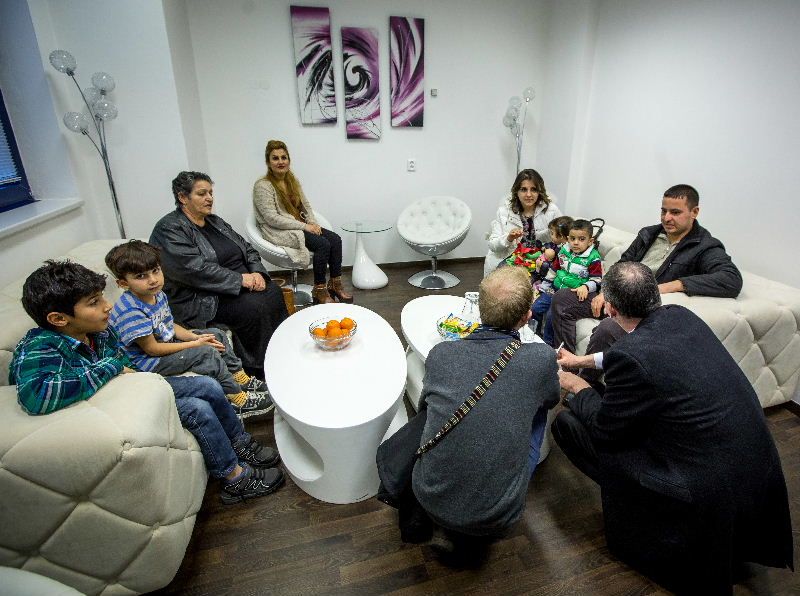 Do Česka dorazily další čtyři rodiny iráckých křesťanů