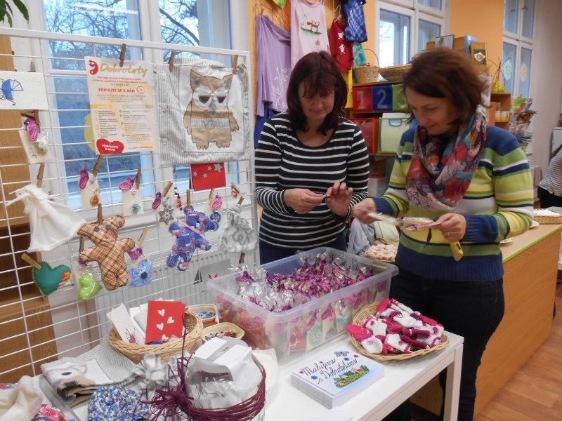 Dobrotety a bohoslužba za miminka do dlaně