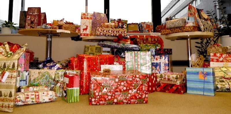 obrázek: Dobrovolníci potěšili děti v bítešské škole