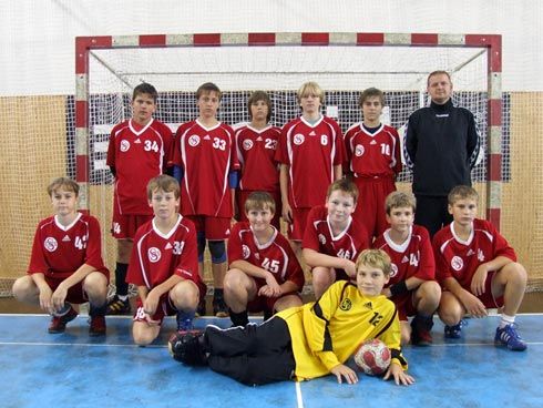 Dorostence z Veselí potrápila Karviná, starší žáci porazili Ivančice