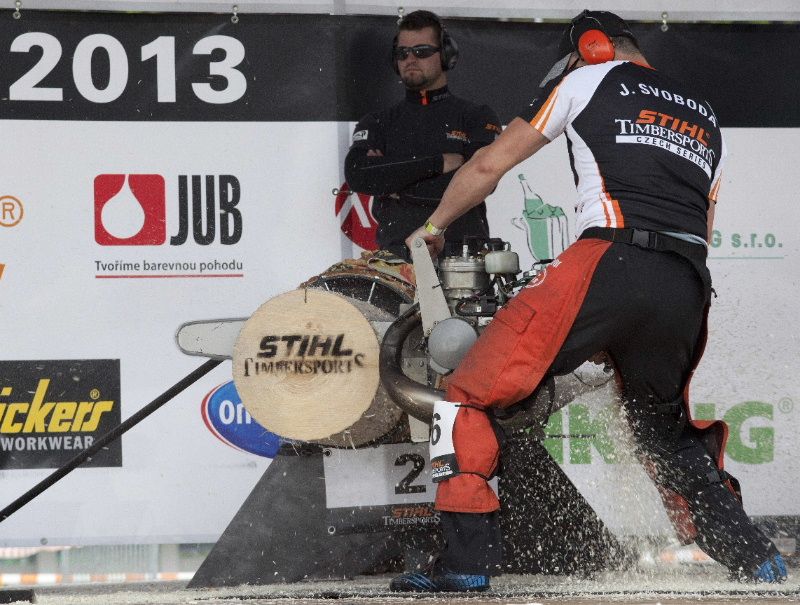 Dřevorubci změřili síly ve Vysočina aréně
