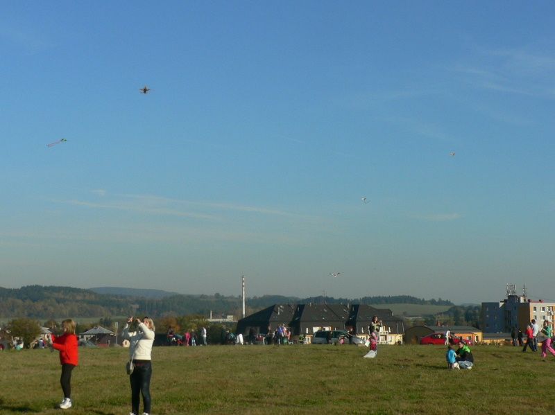 Druhá světelská Drakiáda přilákala ke stovce lidí