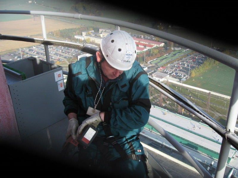 Dukovany se připravují na zahnízdění sokola stěhovavého