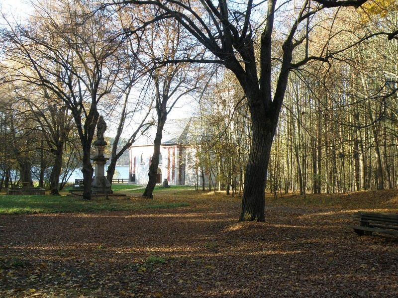 Dušičkové zastavení v Zahrádce