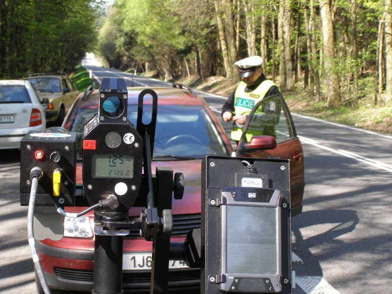 Dva řidiči v úterý na Vysočině s alkoholem za volantem