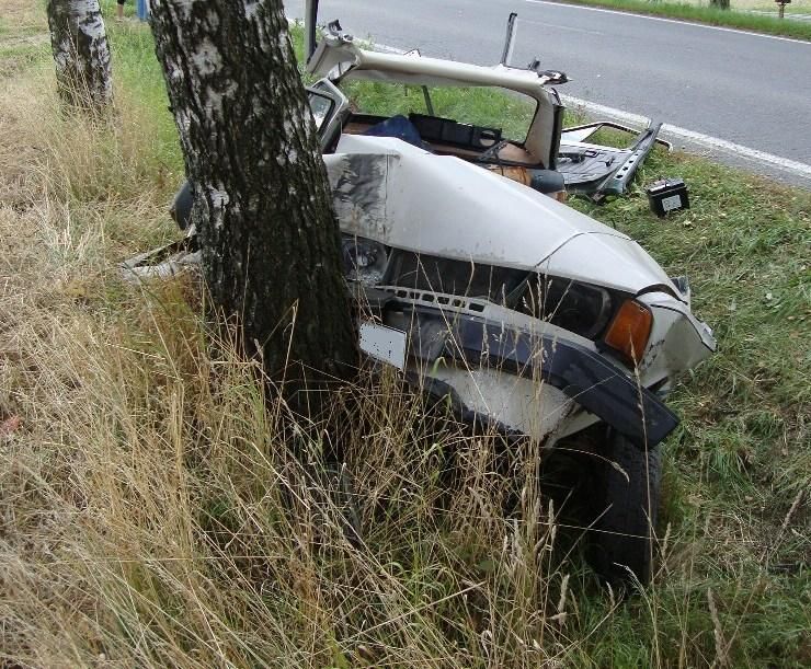 Dvě osobní auta se střetla u Sobíňova a Okrouhlice