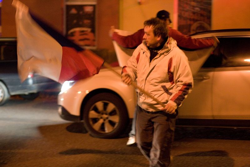 Fanatic přivezl brzy ráno medaile do Brodu