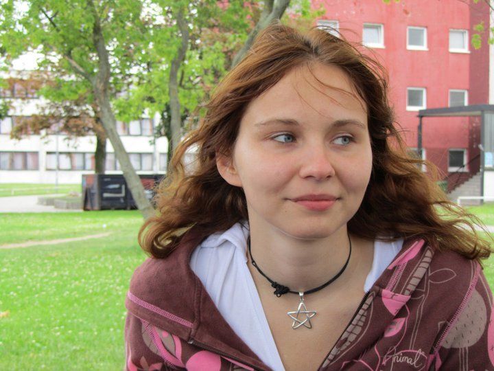 obrázek: Fejeton: Drogová závislost společnosti