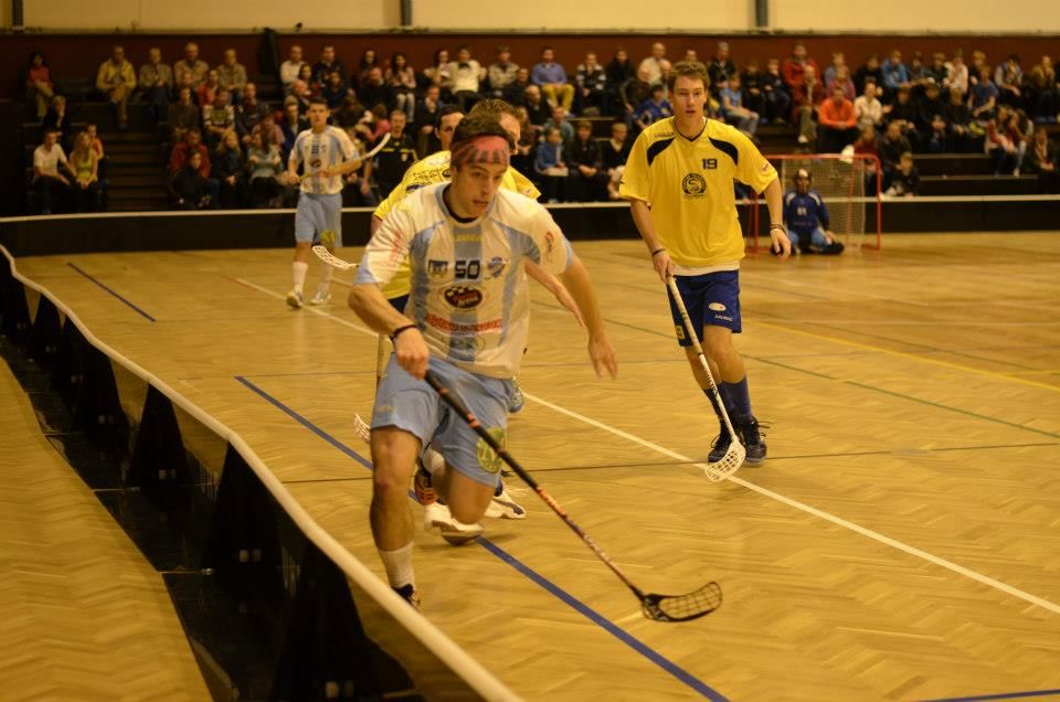 Florbalová první liga nabídne krajské derby