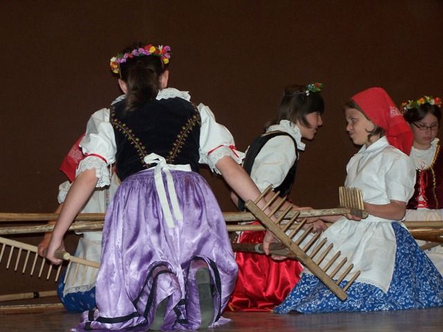 Folklorní soubor Rouchováček se představil širokému okolí
