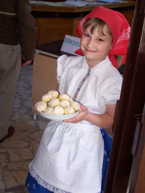 Folklorní soubor Rouchováček se představil v Praze