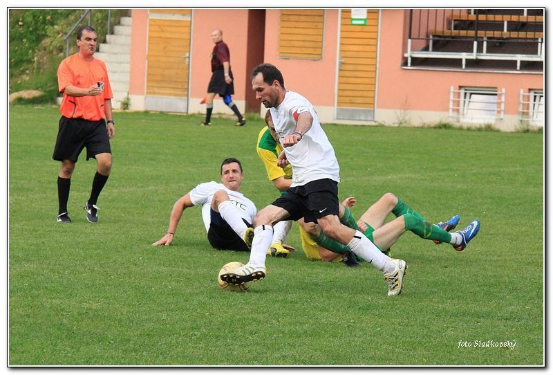 obrázek: Fotbalisté Lipnice nad Sázavou A v čele okresního přeboru