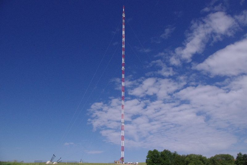 obrázek: Francouzský velvyslanec na Atmosférické stanici v Křešíně u Pacova