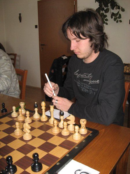 Gambit Jihlava do druhé ligy, Gordic zůstává prvoligový