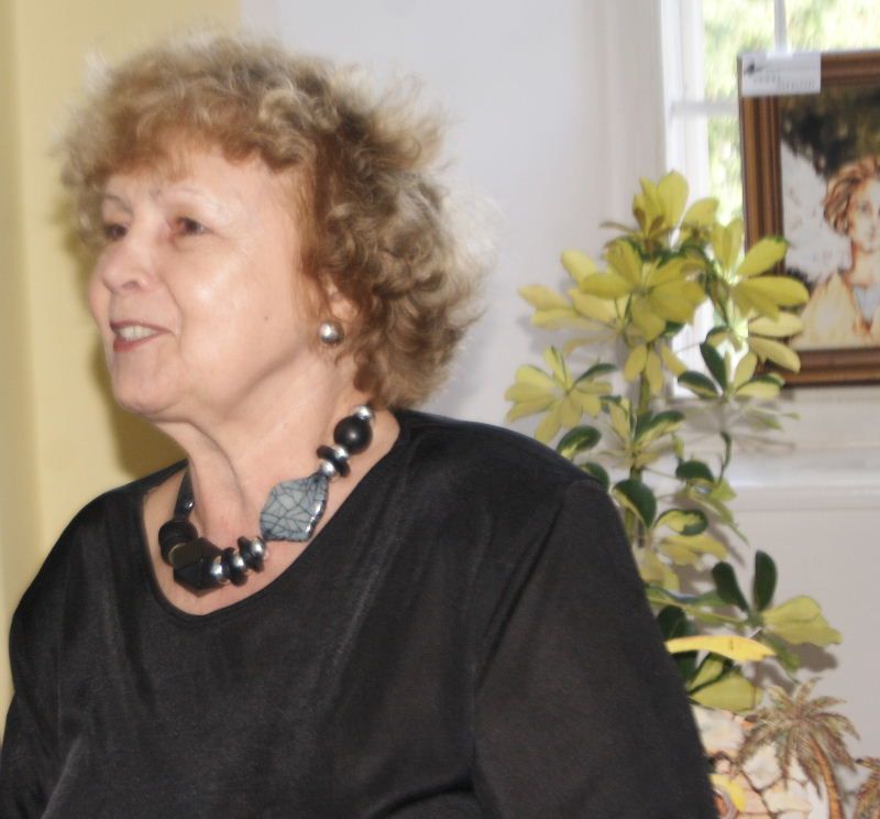 obrázek: Helena Pražáková vystavuje v novoříšském klášteře