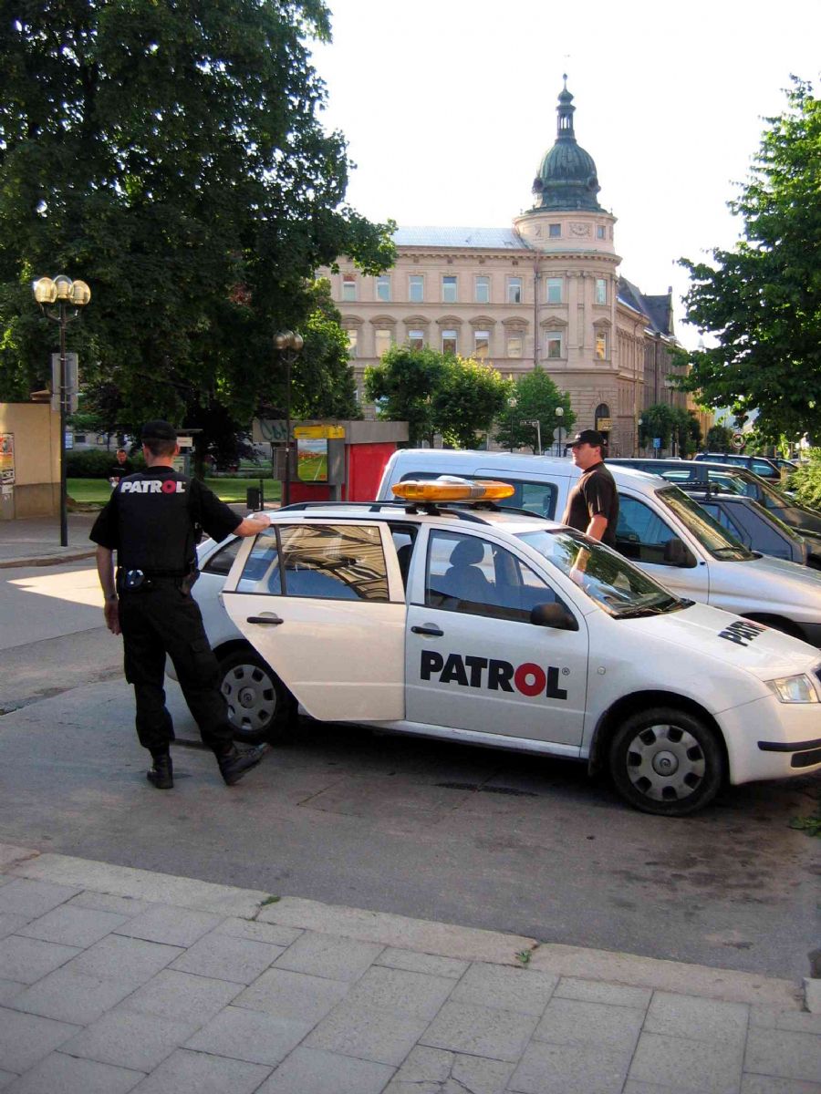 obrázek: Hlídka Patrol v Jihlavě překazila vloupání