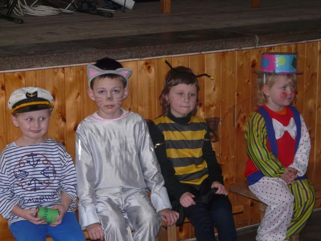 Hodovský kulturní dům ožil karnevalovými maskami