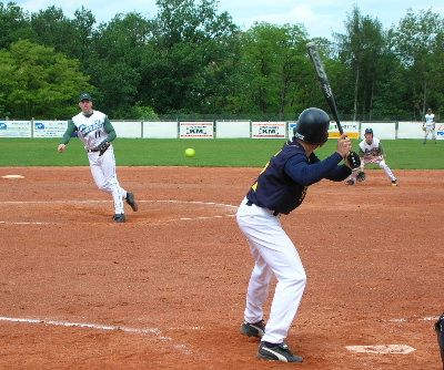 Hroši prohrávají v softbalovém semifinále 0:2