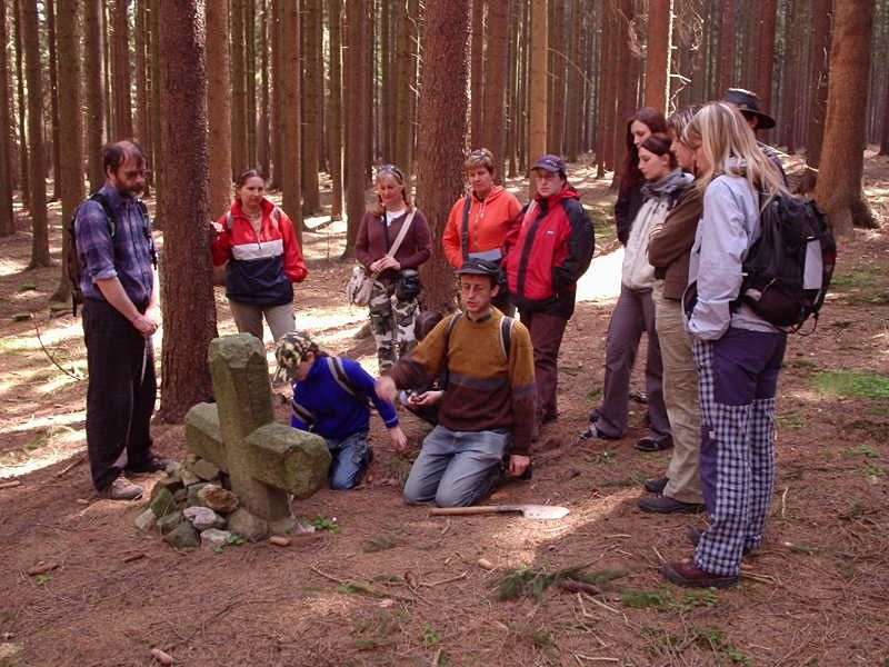 Hurá z lavic v Chaloupkách