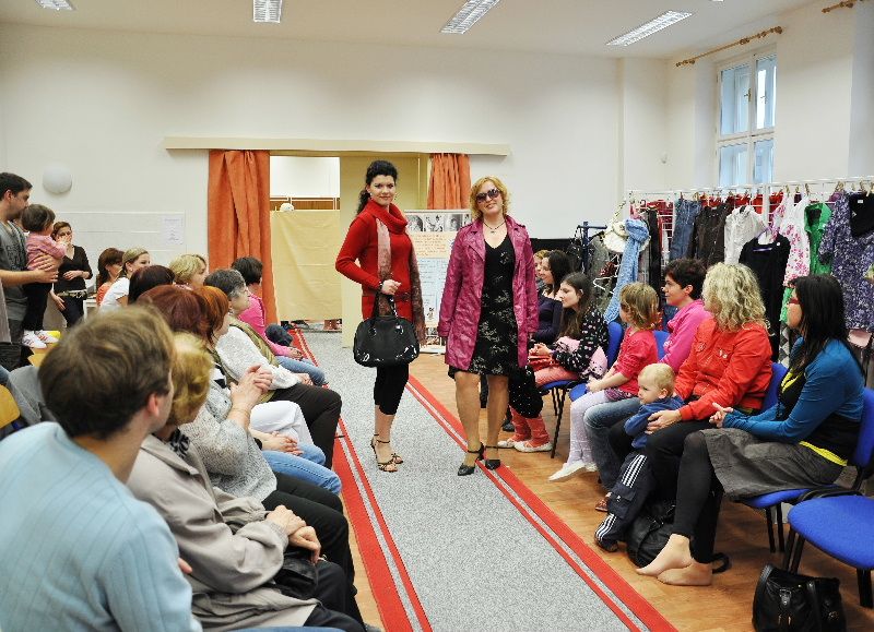 Jarní bazar podpoří v Brodě nemocného Vojtu