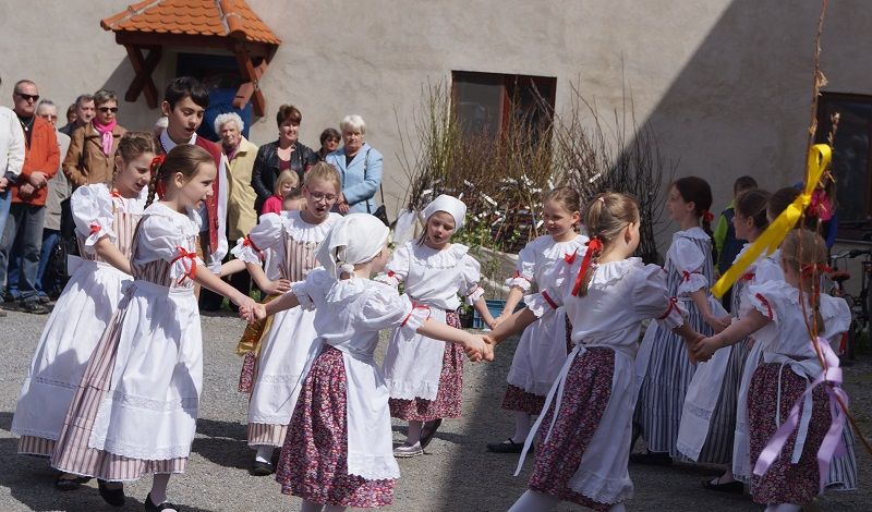obrázek: Jarní jarmark v Okříškách