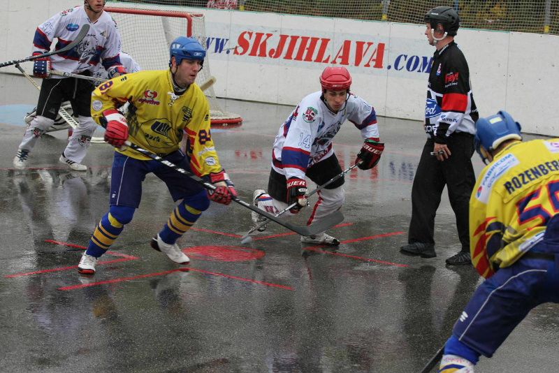 /uws_images/firmy/083199/clanky/jihlavsti-hokejbaliste-o-vikendu-bez-bodu/000001_h.JPG